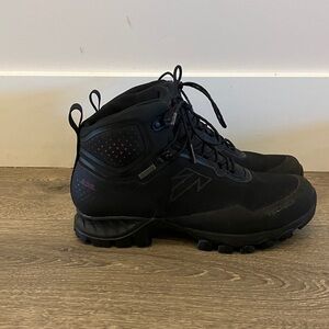 Tecnica Women’s Black Plasma Mid S GTX Boots